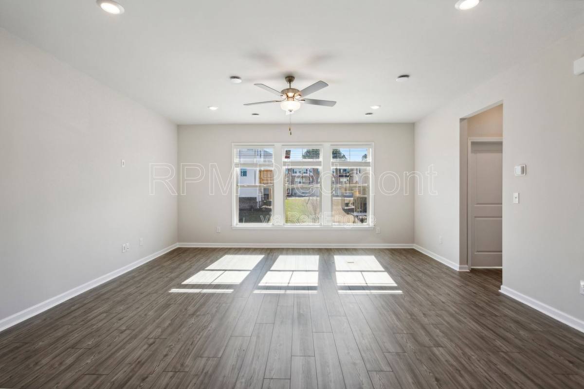 Townhouse for rent at 1604 Halbrook Place SW, Austell, GA 30106