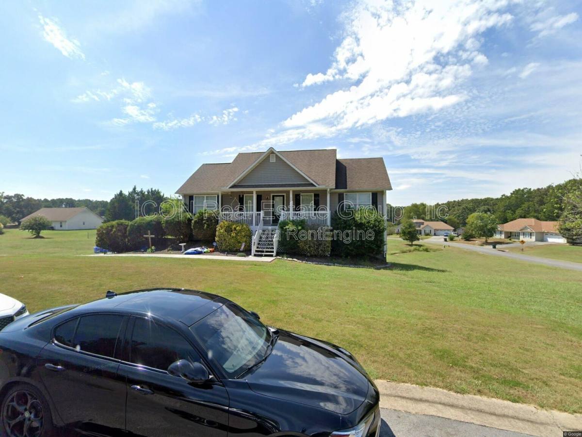 House for rent at 285 Erica Lane, Calhoun, GA 30701