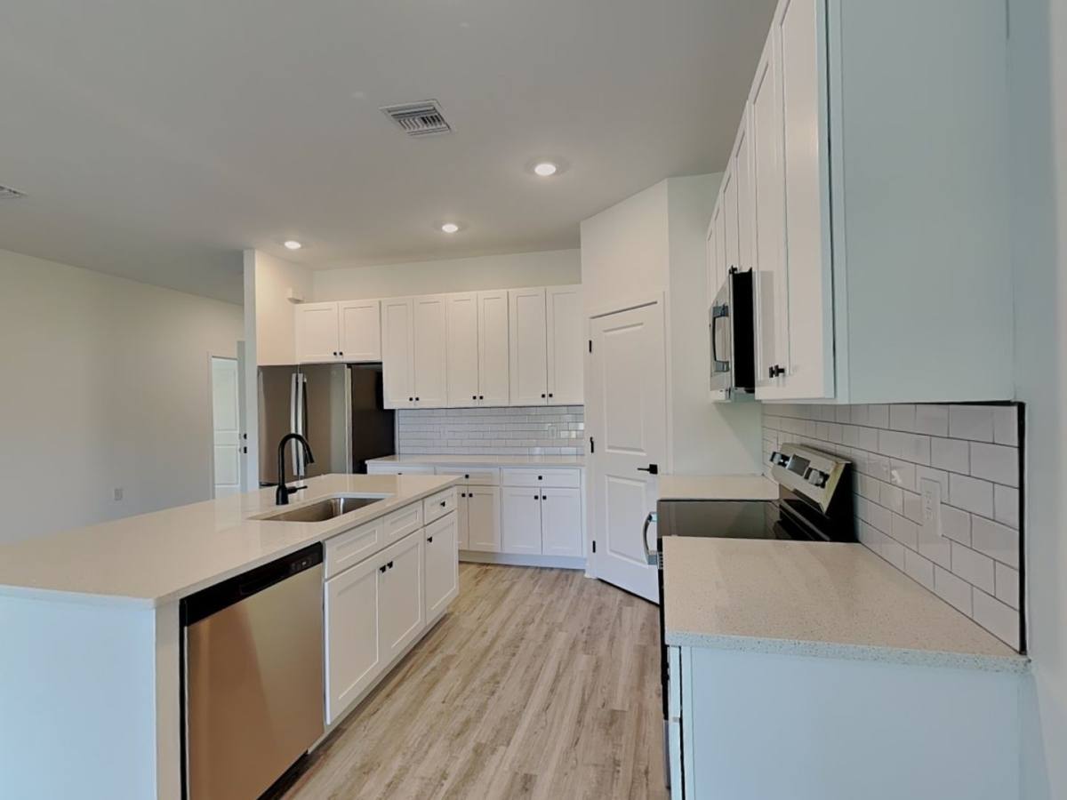 Apartment for rent at 1125 Highlands Rd, Punta Gorda, FL 33983