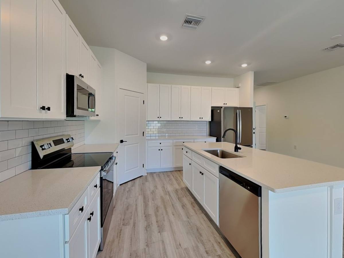 Apartment for rent at 1125 Highlands Rd, Punta Gorda, FL 33983