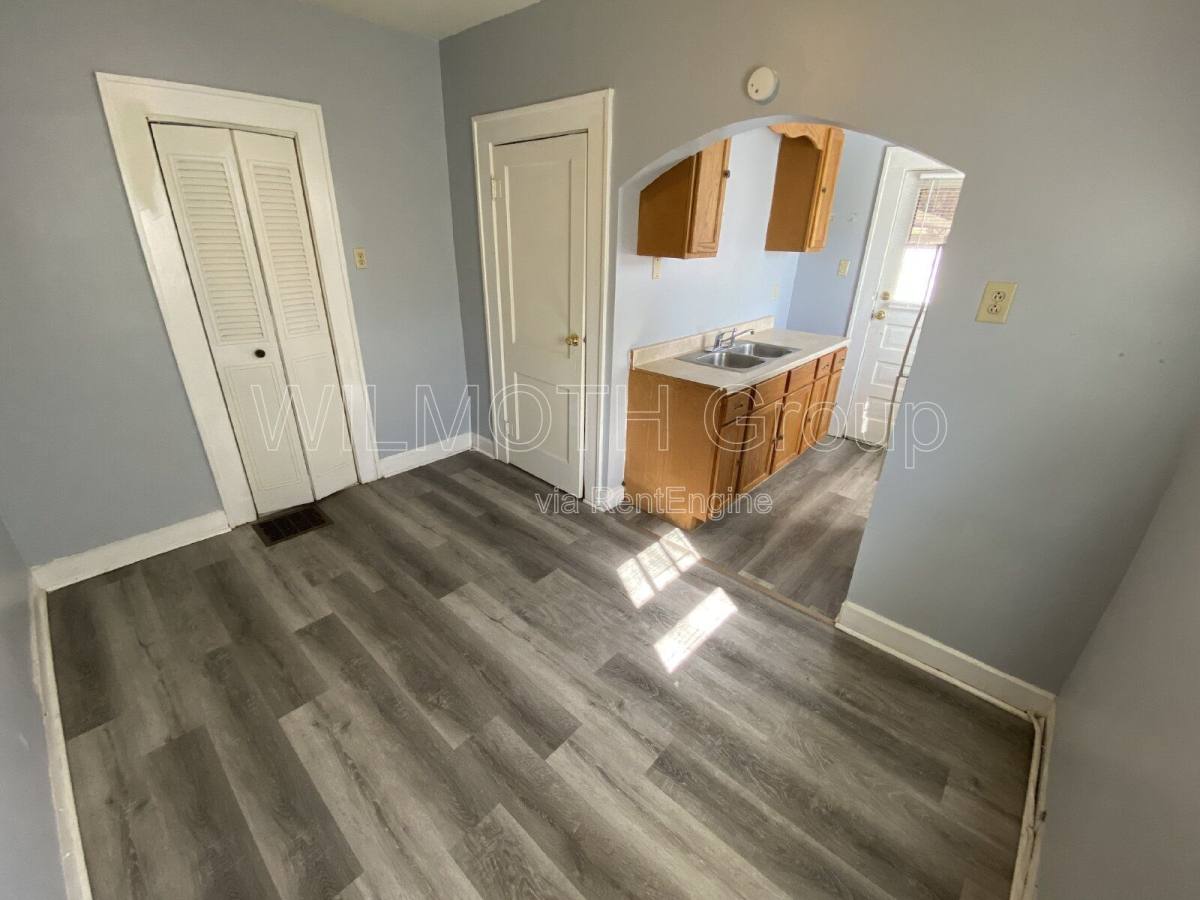 Apartment for rent at 1604 W 15th St #C, Anderson, IN 46016