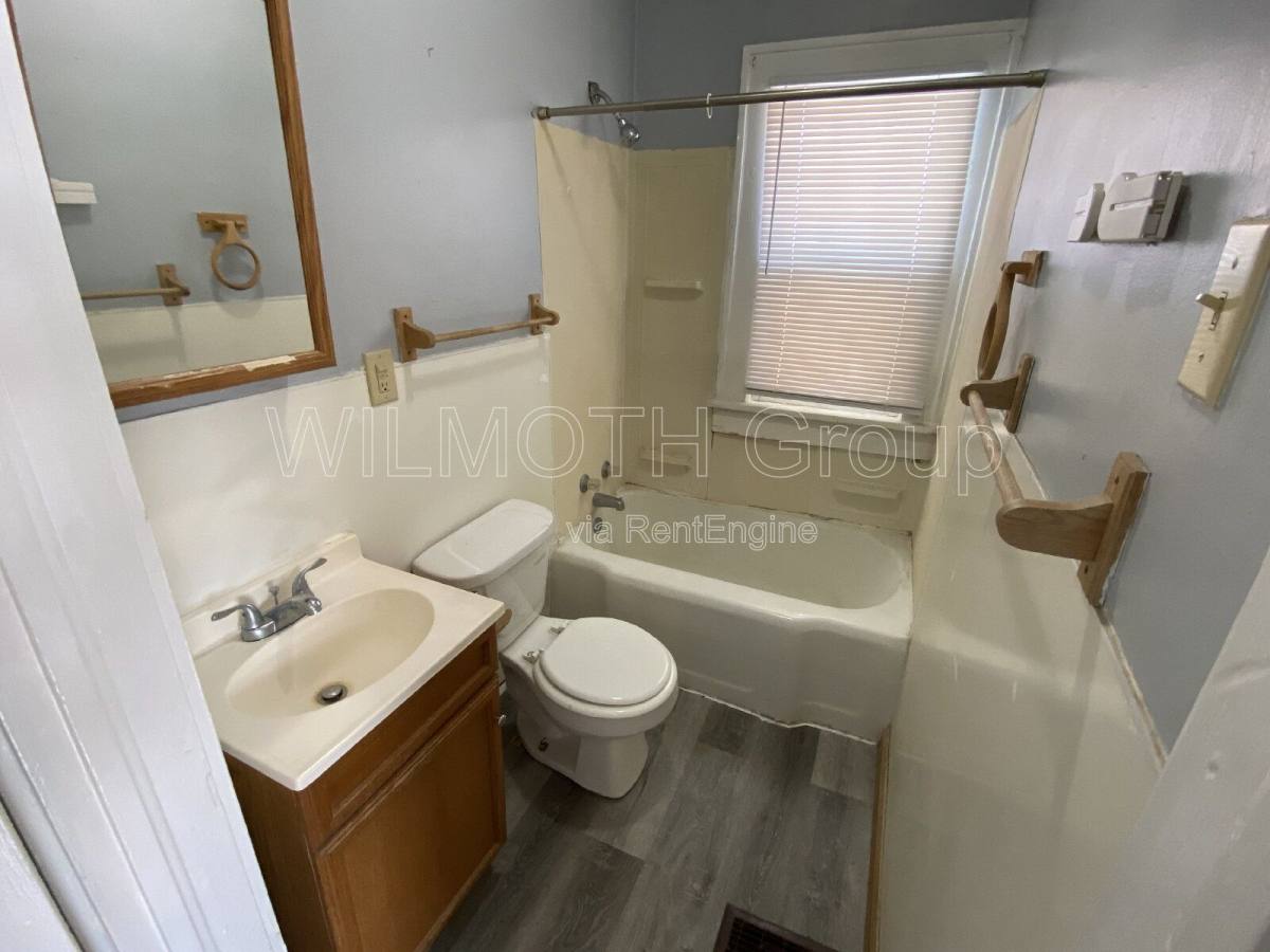 Apartment for rent at 1604 W 15th St #C, Anderson, IN 46016
