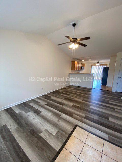 Apartment for rent at 55 Crimson Court #B, Highland, IL 62249