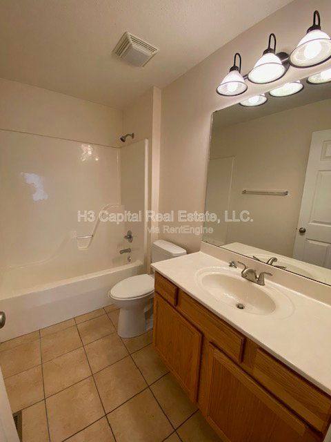 Apartment for rent at 55 Crimson Court #B, Highland, IL 62249