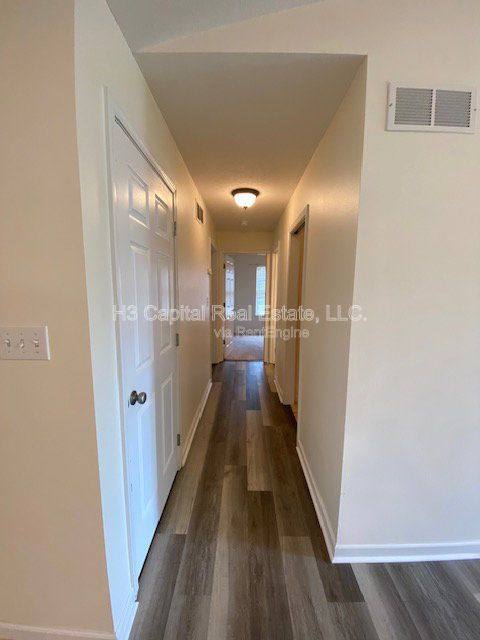 Apartment for rent at 55 Crimson Court #B, Highland, IL 62249
