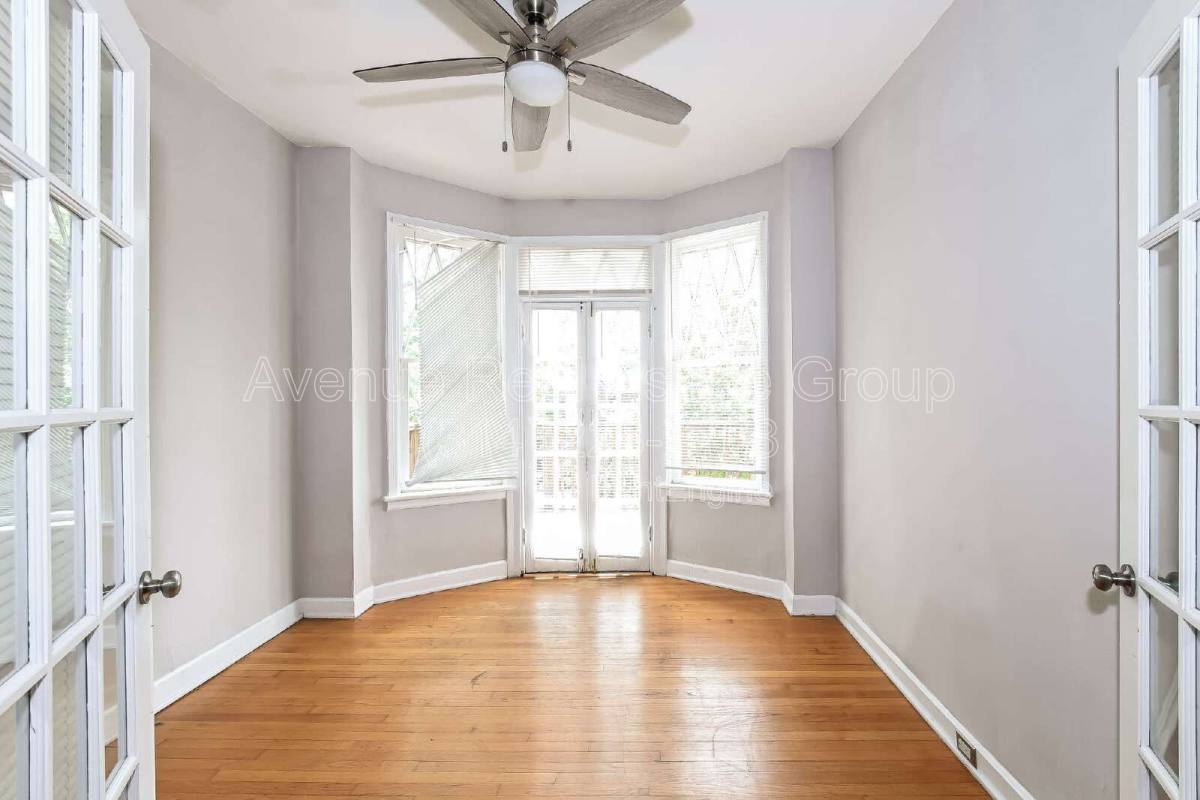 Apartment for rent at 6017 Kingsbury Ave #2F, Saint Louis, MO 63112