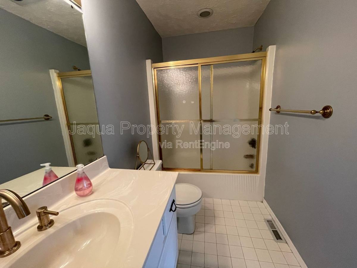 Condo for rent at 2591 Stratford Dr, Saint Joseph, MI 49085