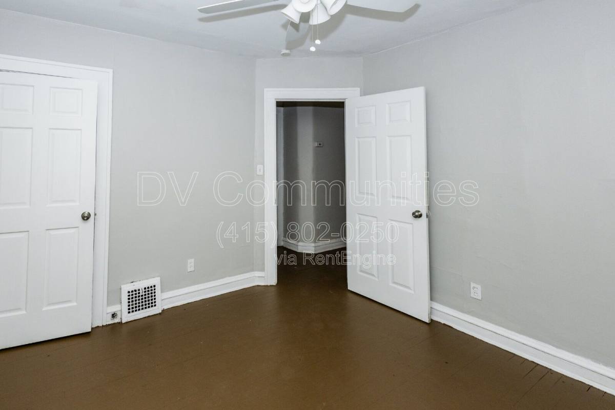 Apartment for rent at 3579 Riedham Rd #DOWN, Cleveland, OH 44120