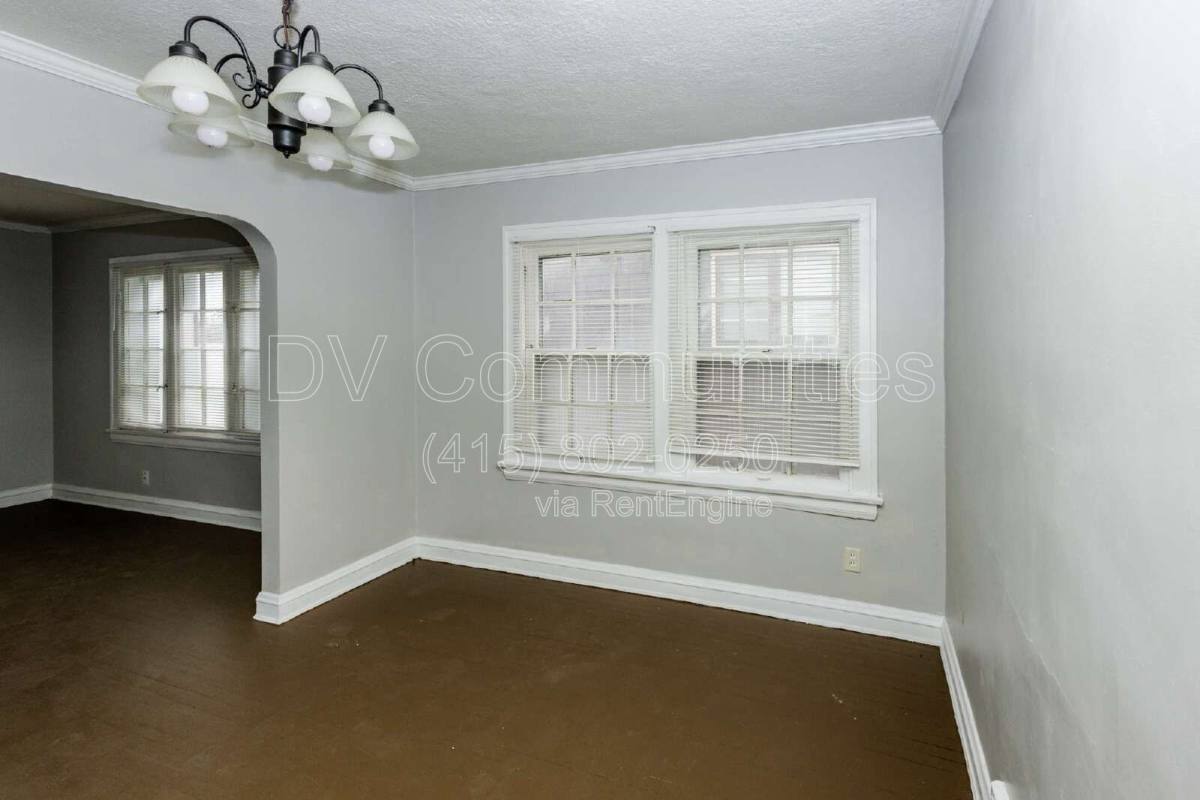 Apartment for rent at 3579 Riedham Rd #DOWN, Cleveland, OH 44120