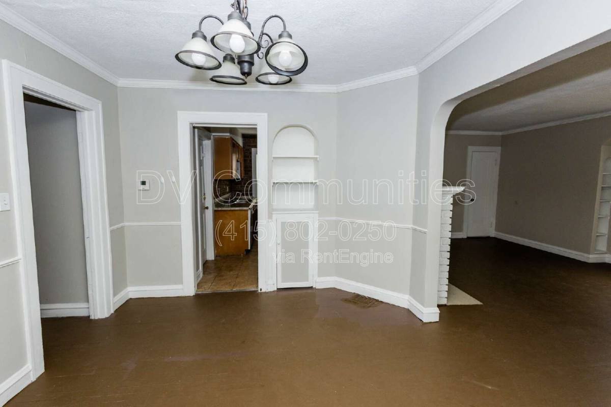 Apartment for rent at 3579 Riedham Rd #UP, Cleveland, OH 44120