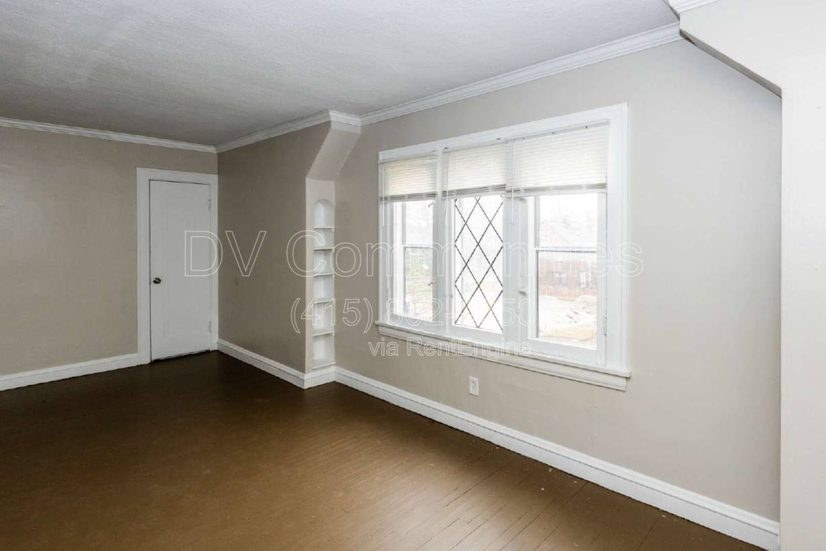 Apartment for rent at 3579 Riedham Rd #UP, Cleveland, OH 44120