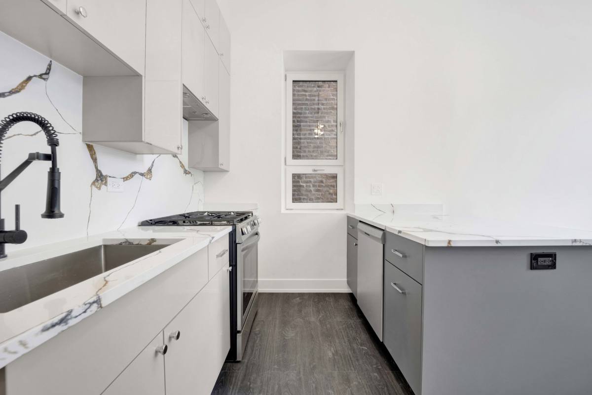 Apartment for rent at 1814 S Throop St #G, Chicago, IL 60608