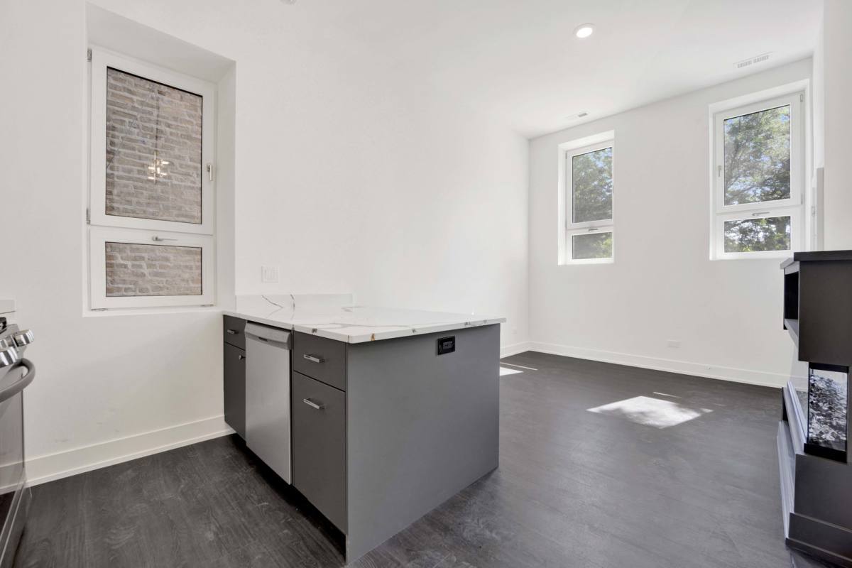 Apartment for rent at 1814 S Throop St #G, Chicago, IL 60608
