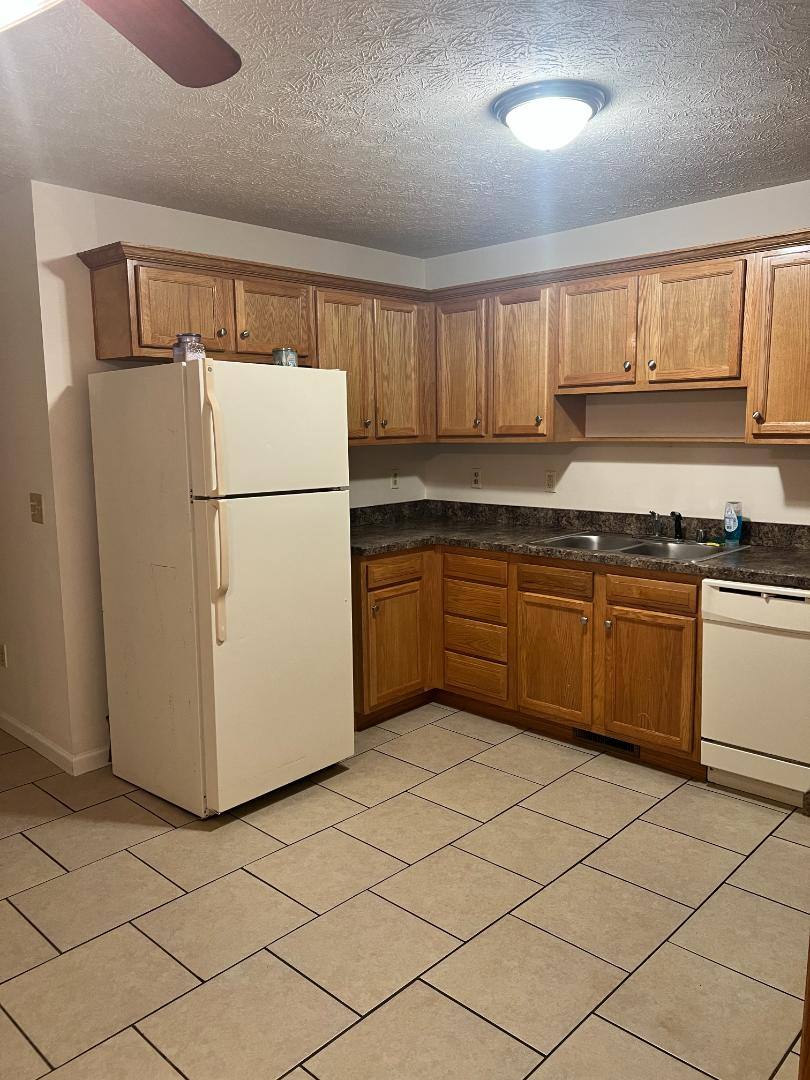 Apartment for rent at 199 S Brook St #1, Lebanon Junction, KY 40150