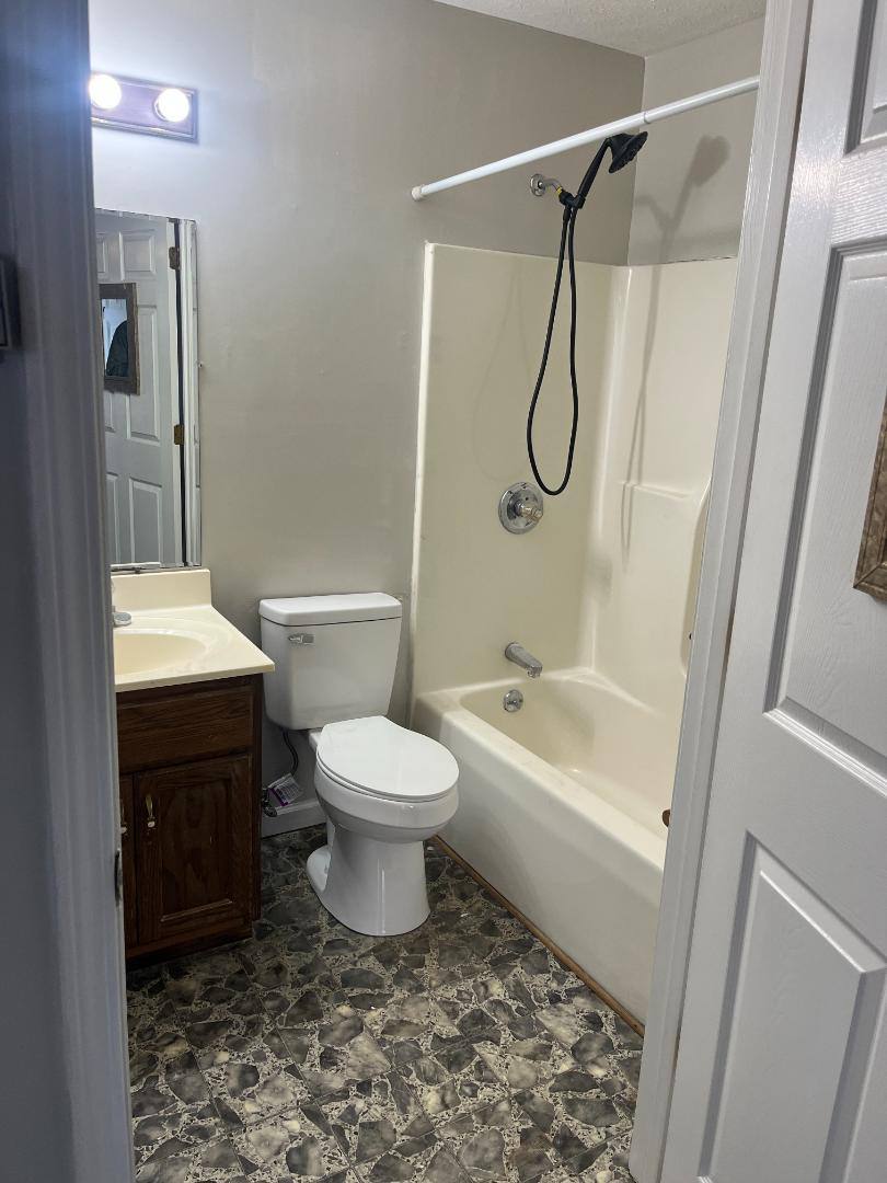 Apartment for rent at 199 S Brook St #1, Lebanon Junction, KY 40150