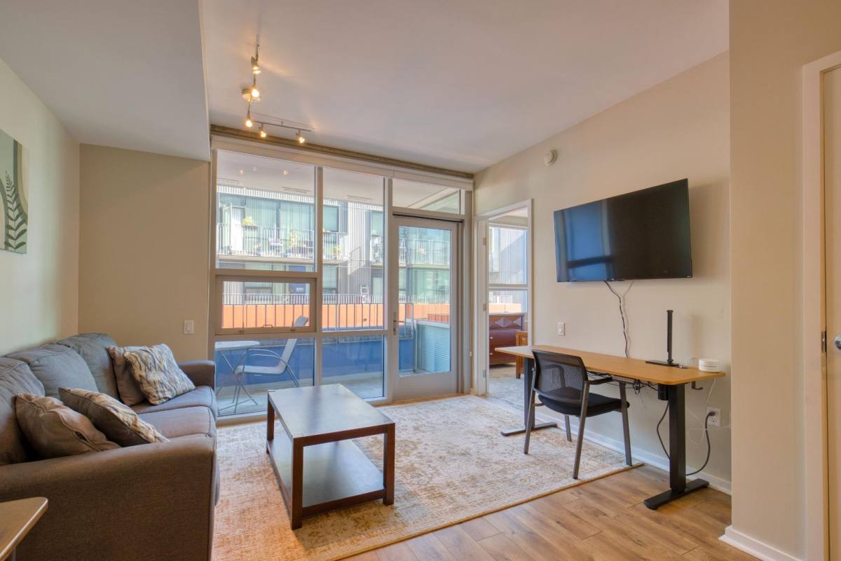 Condo for rent at 321 10th Ave #1003, San Diego, CA 92101