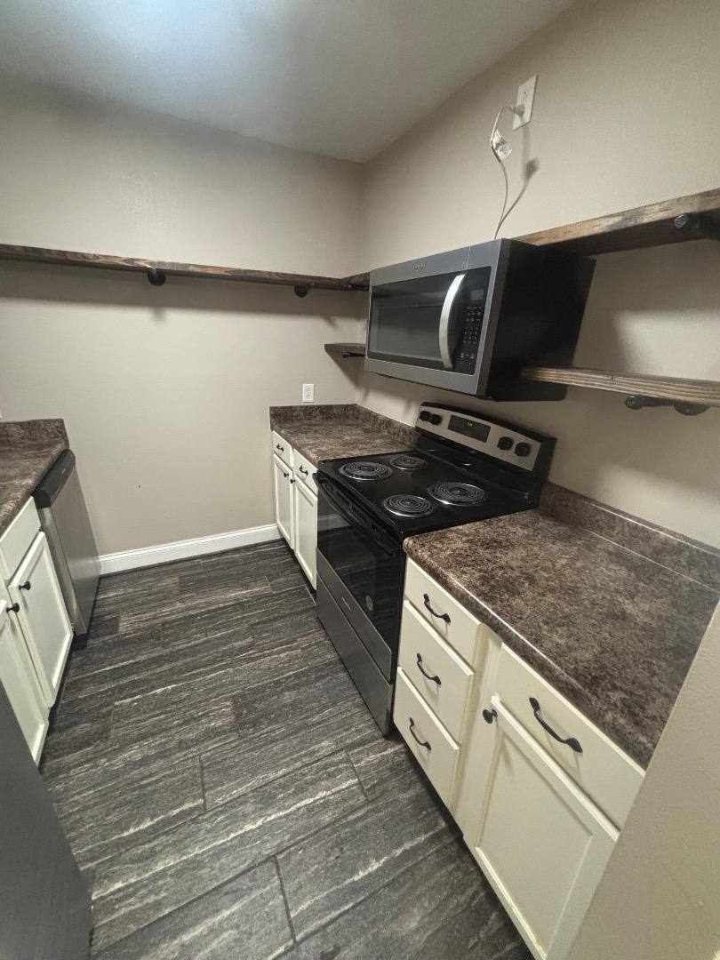 Apartment for rent at 2710 1st St #1A, Rainbow City, AL 35906
