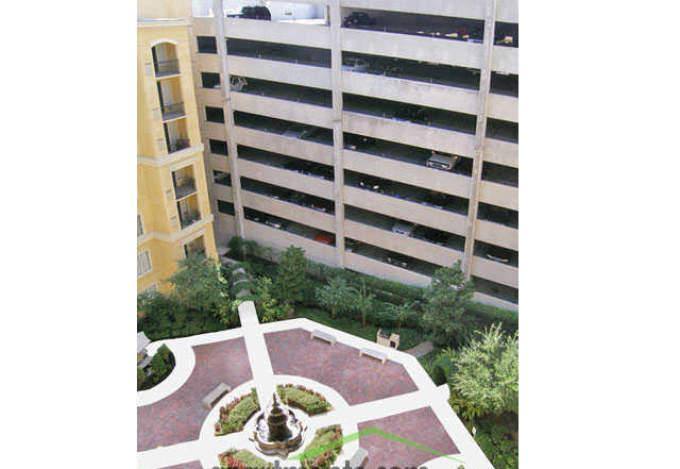 Apartment for rent at 4001 Fannin St, Houston, TX 77004