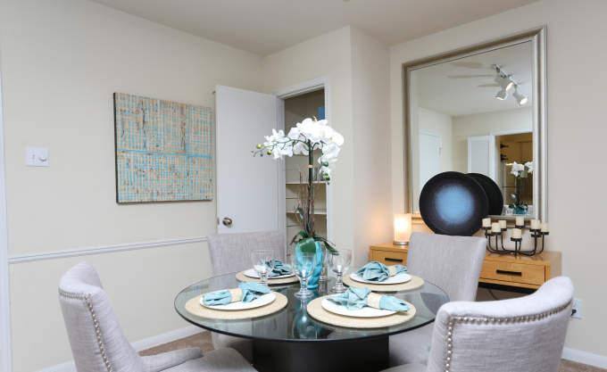 Apartment for rent at 2400 Yorktown, Houston, TX 77056