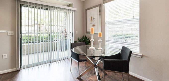 Apartment for rent at 2500 Old Farm Rd, Houston, TX 77063