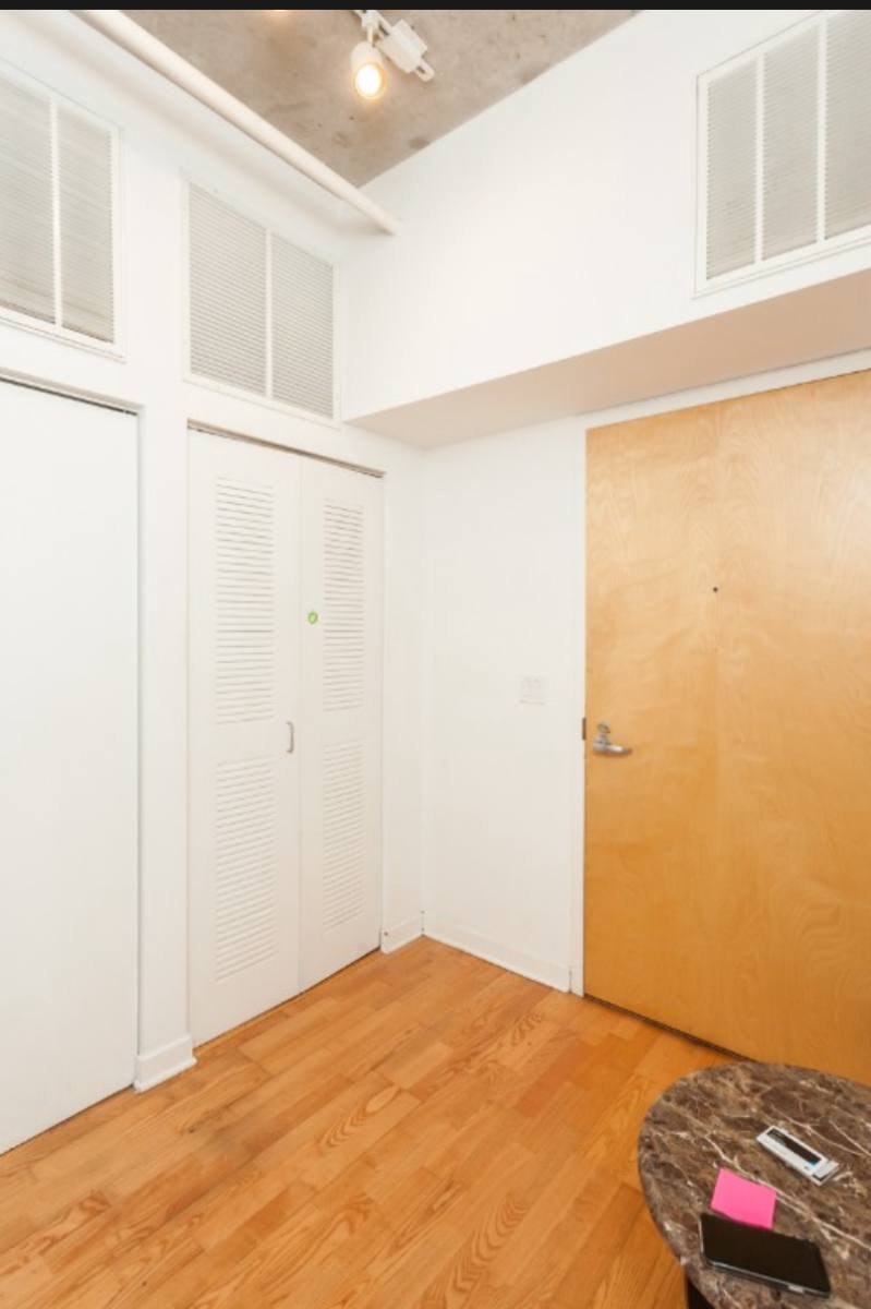 Condo for rent at 1000 N Kingsbury Ave #104, Chicago, IL 60610