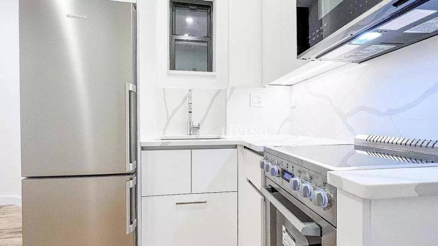 Apartment for rent at 110 Ninth Ave #2, New York, NY 10011
