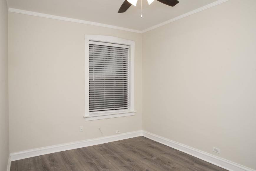 Apartment for rent at 1251 W Henderson #1, Chicago, IL 60657