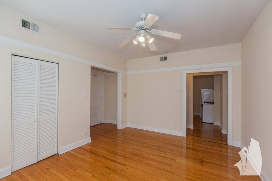 Apartment for rent at 857 W Cornelia #1N, Chicago, IL 60657