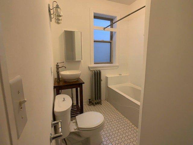 Apartment for rent at 4702 N Winchester #2, Chicago, IL 60640