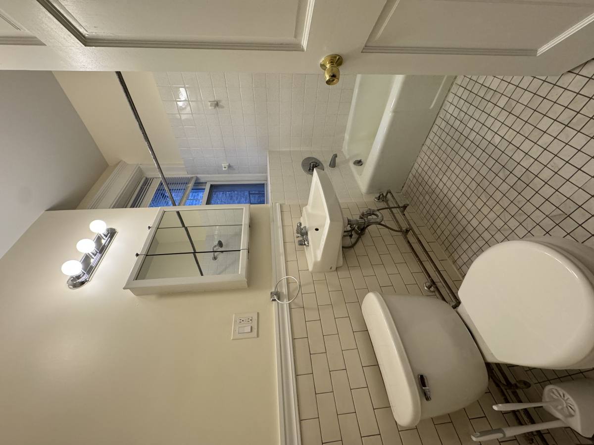 Apartment for rent at 27 Park Dr #I7, Boston, MA 02215