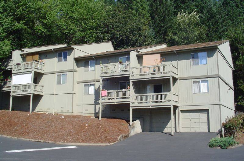 Townhouse for rent at Hillhouse, 4001 Potter #72, Eugene, OR 97405