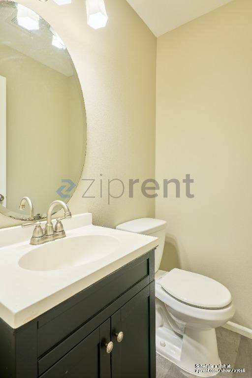 Townhouse for rent at 43 SW 206th Ave, Beaverton, OR 97006