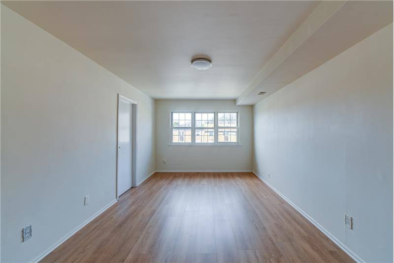 Apartment for rent at 6 College Dr, Edison, NJ 08817