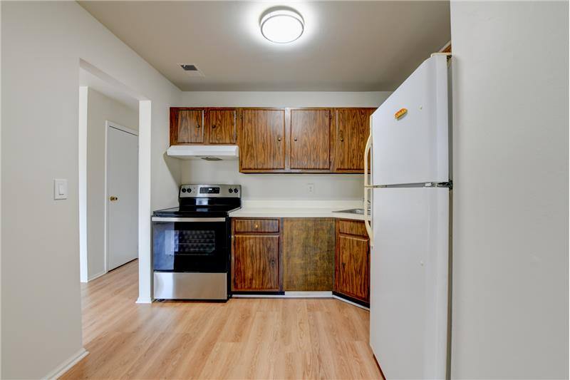 Apartment for rent at 6 College Dr, Edison, NJ 08817