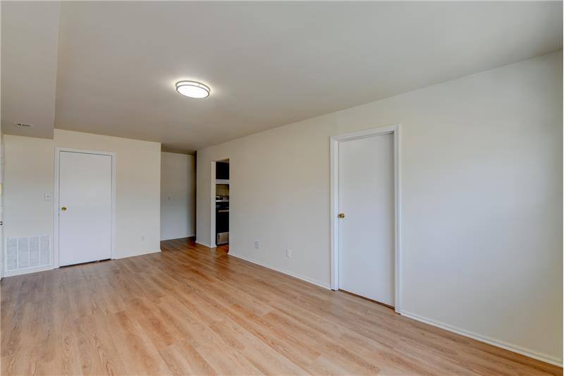Apartment for rent at 6 College Dr, Edison, NJ 08817