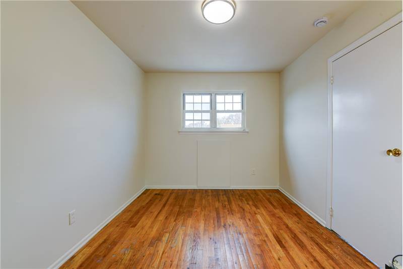 Apartment for rent at 6 College Dr, Edison, NJ 08817