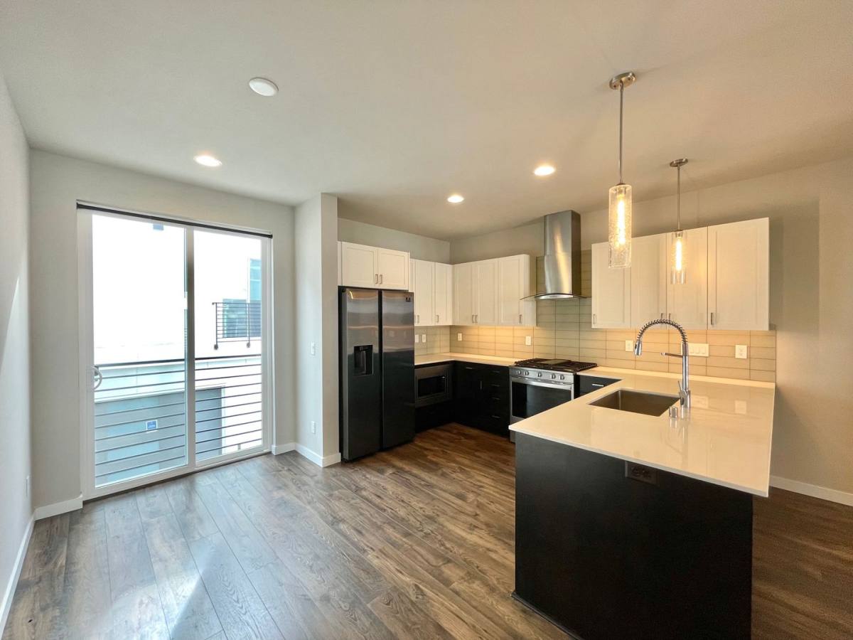 Townhouse for rent at 8602 22nd Place NE, Seattle, WA 98115
