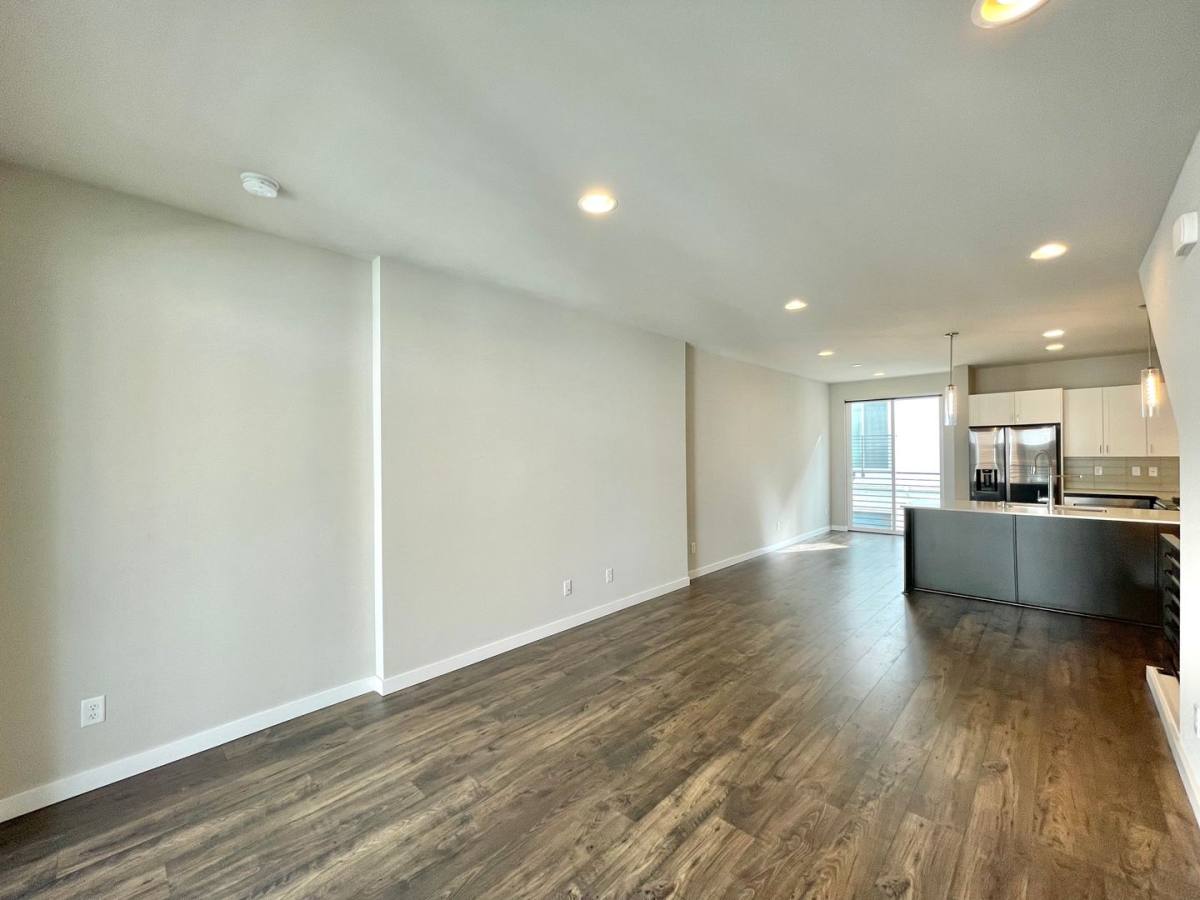 Townhouse for rent at 8602 22nd Place NE, Seattle, WA 98115