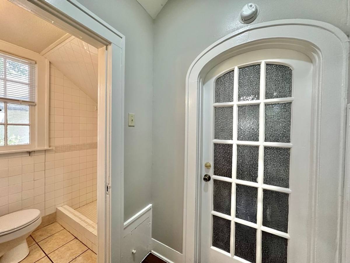 Apartment for rent at 435 S College Ave, Tyler, TX 75702