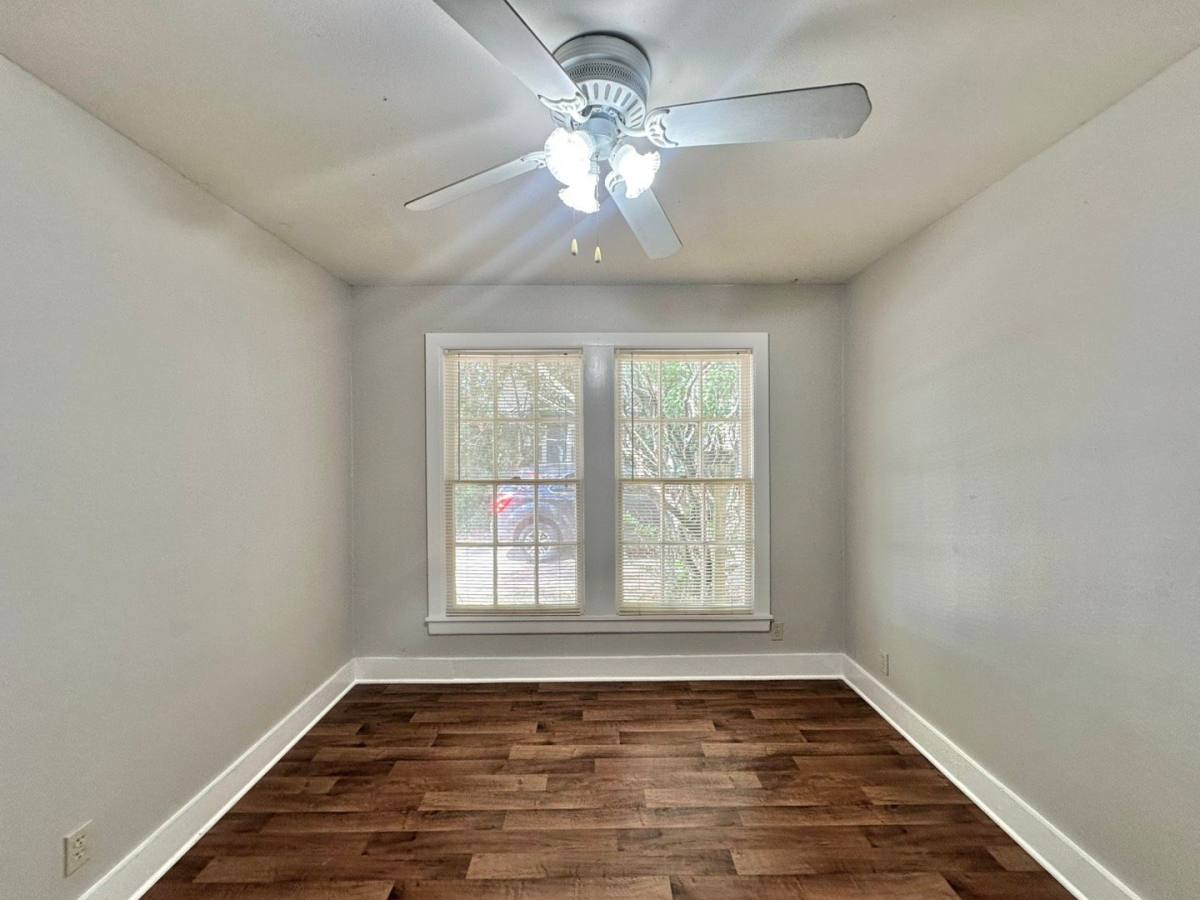 Apartment for rent at 435 S College Ave, Tyler, TX 75702
