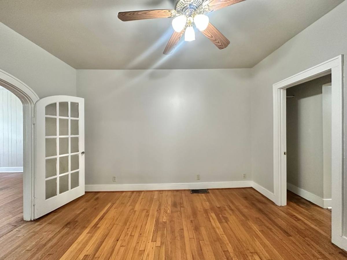 Apartment for rent at 435 S College Ave, Tyler, TX 75702