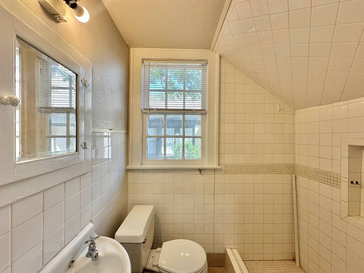 Apartment for rent at 435 S College Ave, Tyler, TX 75702