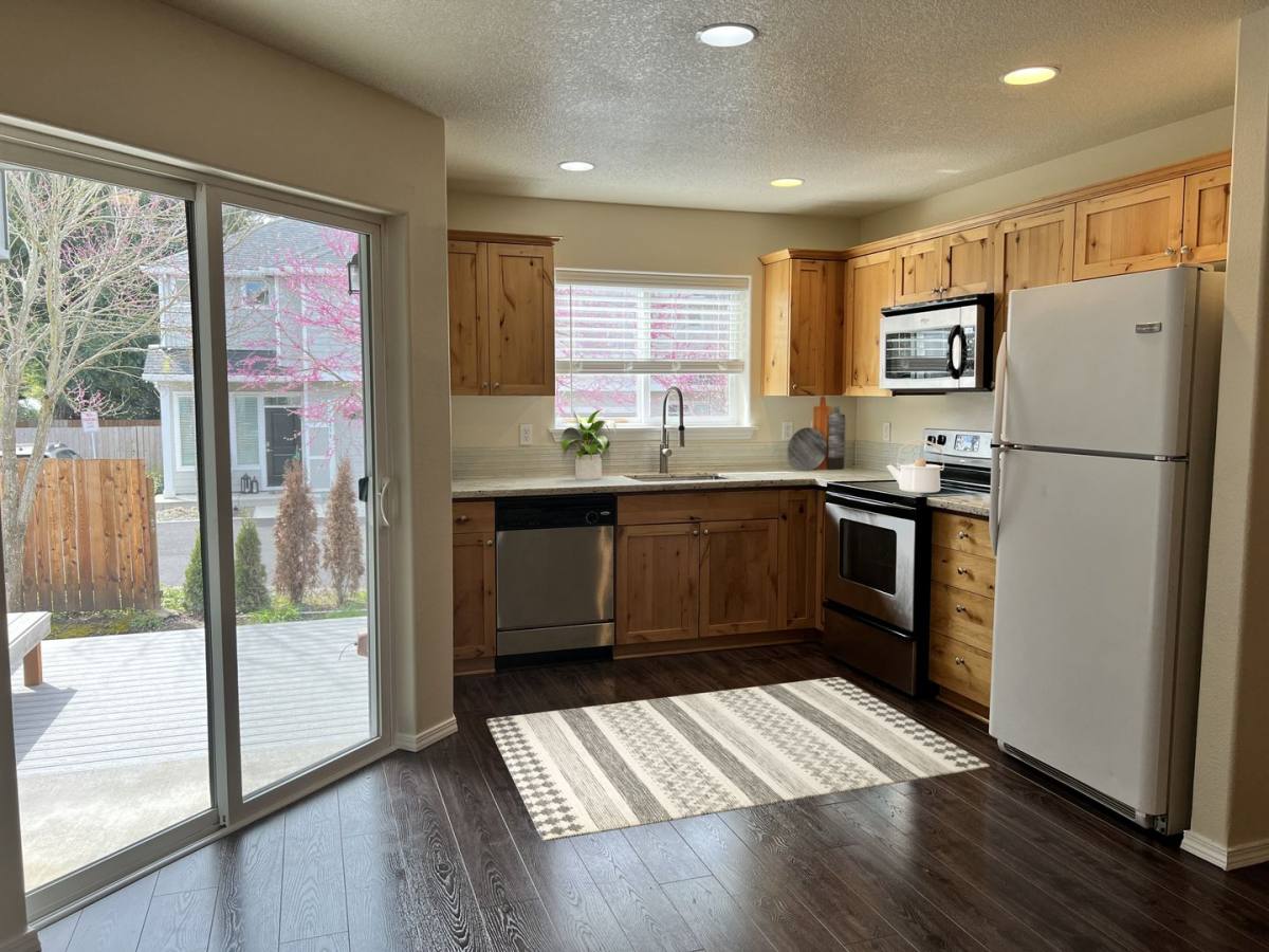 House for rent at 5344 SE 137th Ave, Portland, OR 97236