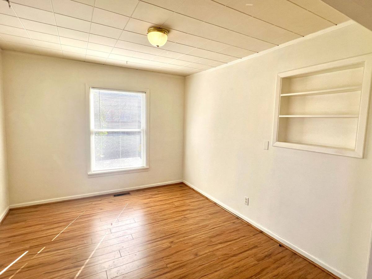 House for rent at 8421 N Fiske Ave, Portland, OR 97203
