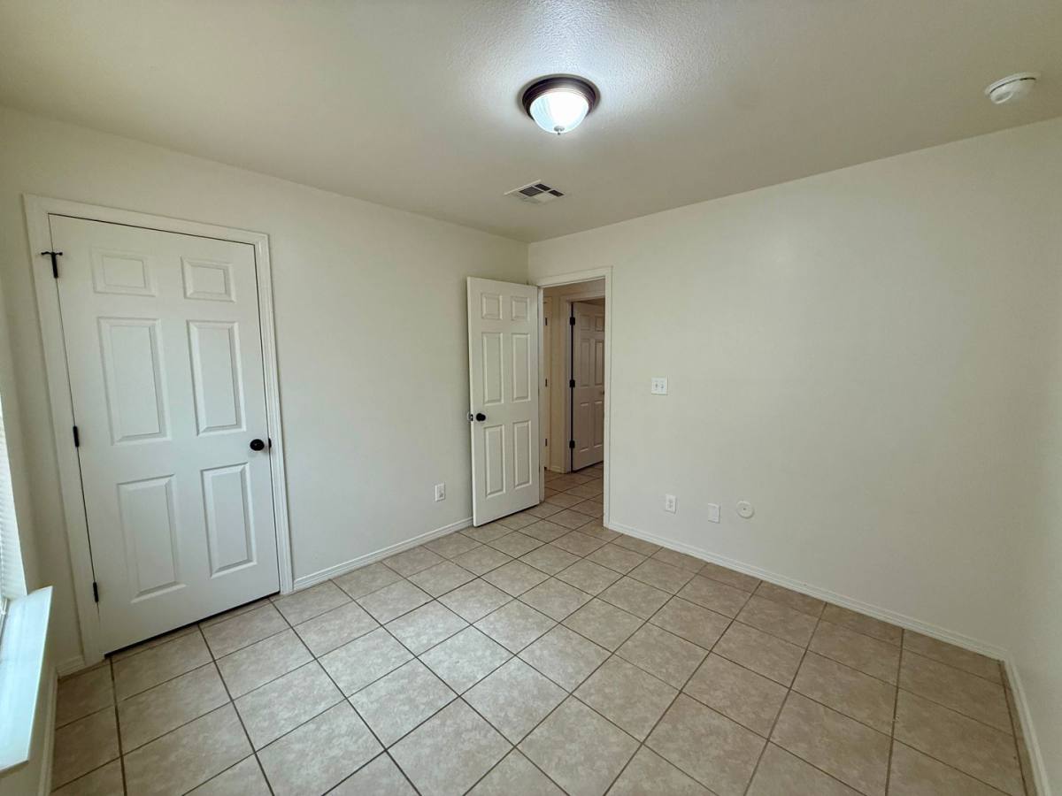 Apartment for rent at 192 Rio, El Paso, TX 79912