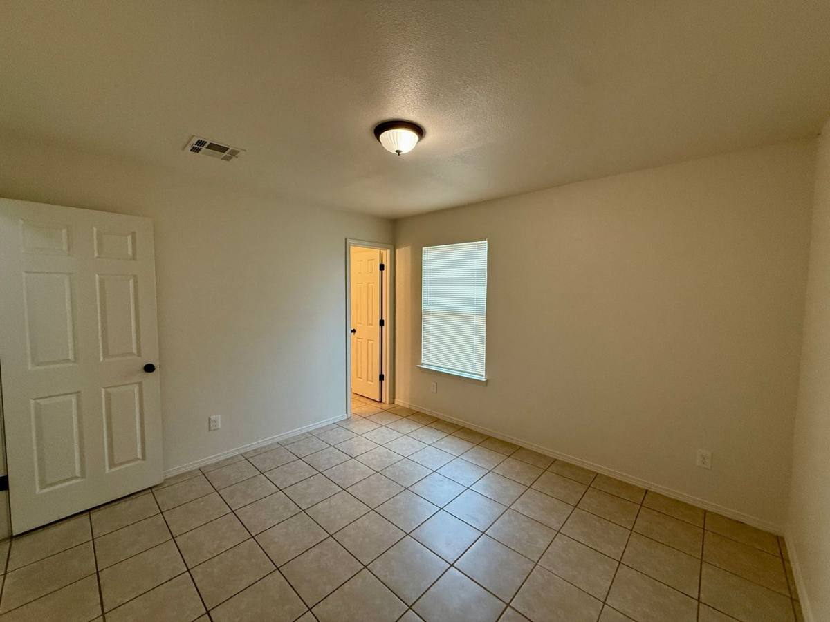Apartment for rent at 192 Rio, El Paso, TX 79912