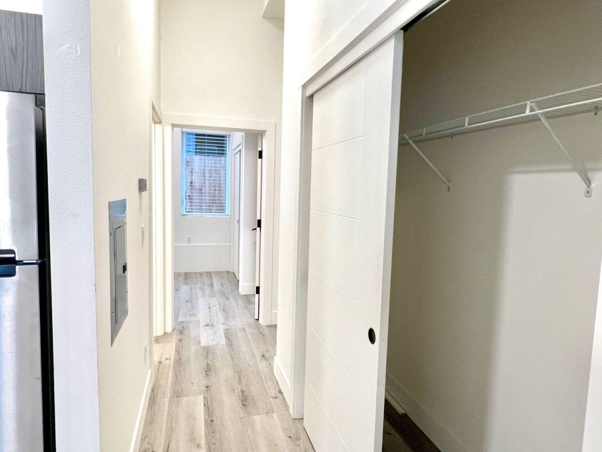 Apartment for rent at 1550 N Buffalo St, Portland, OR 97217