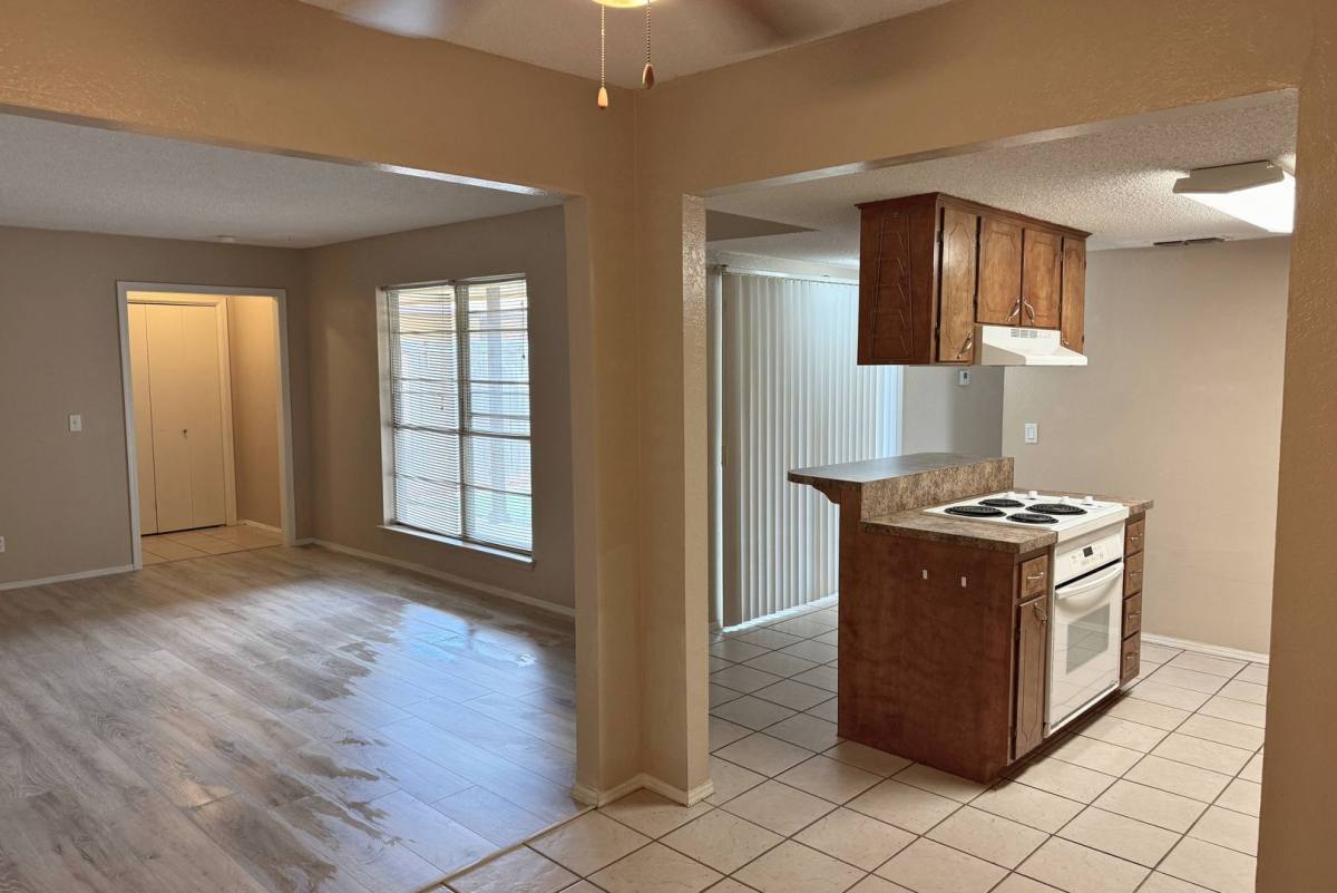 Apartment for rent at 1901 Wenonah Blvd, Wichita Falls, TX 76309