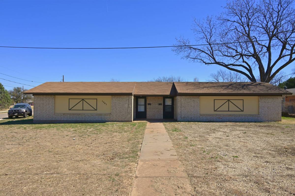 Apartment for rent at 1901 Wenonah Blvd, Wichita Falls, TX 76309