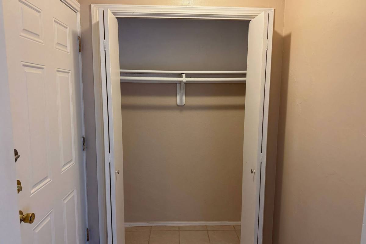 Apartment for rent at 1901 Wenonah Blvd, Wichita Falls, TX 76309